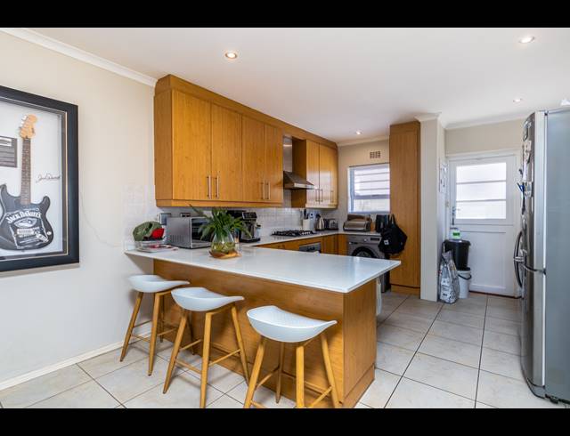 3 BEDROOM FREESTANDING SOLD IN SUNNINGDALE